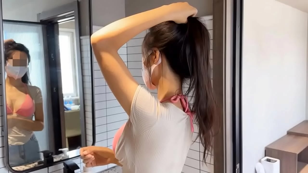 Ảnh trong Chơi banh chành cái lỗ lồn của em gái dáng xinh