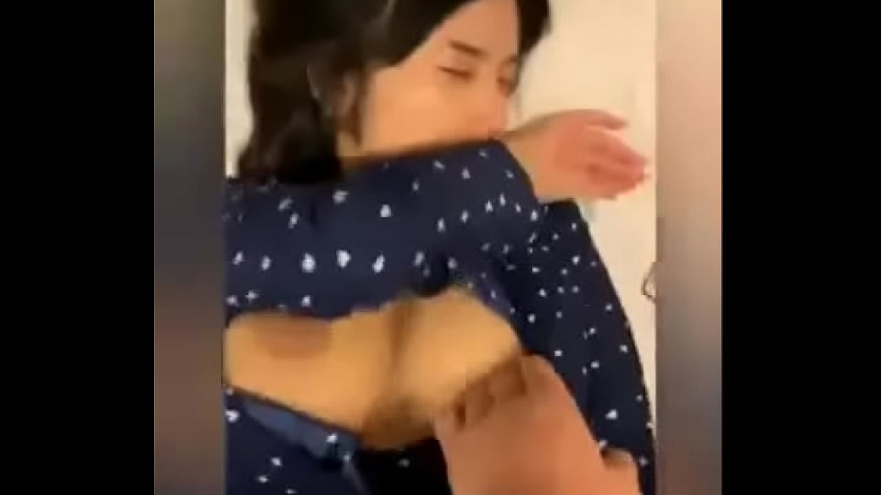 Ảnh trong Dẫn đi ăn rồi thịt luôn cô bạn cùng lớp Đại Học